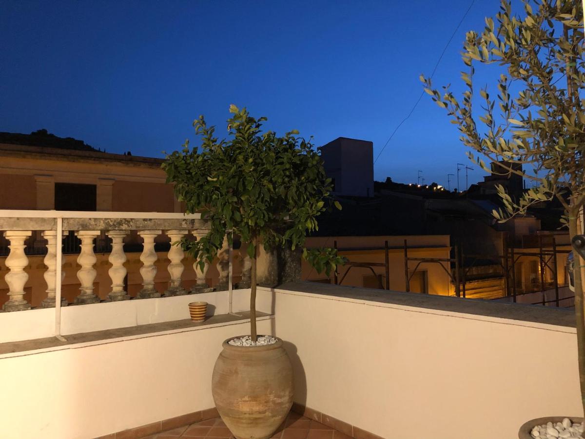 Casa Negli Iblei Lägenhet Canicattini Bagni Exteriör bild