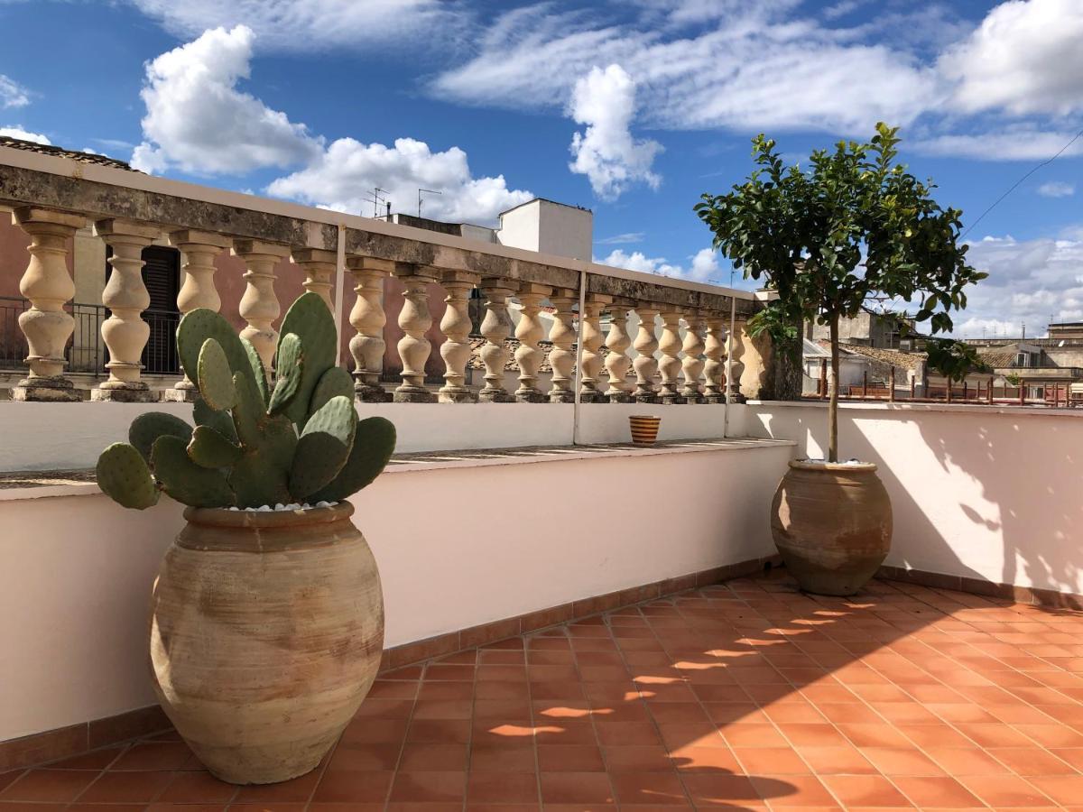 Casa Negli Iblei Lägenhet Canicattini Bagni Exteriör bild